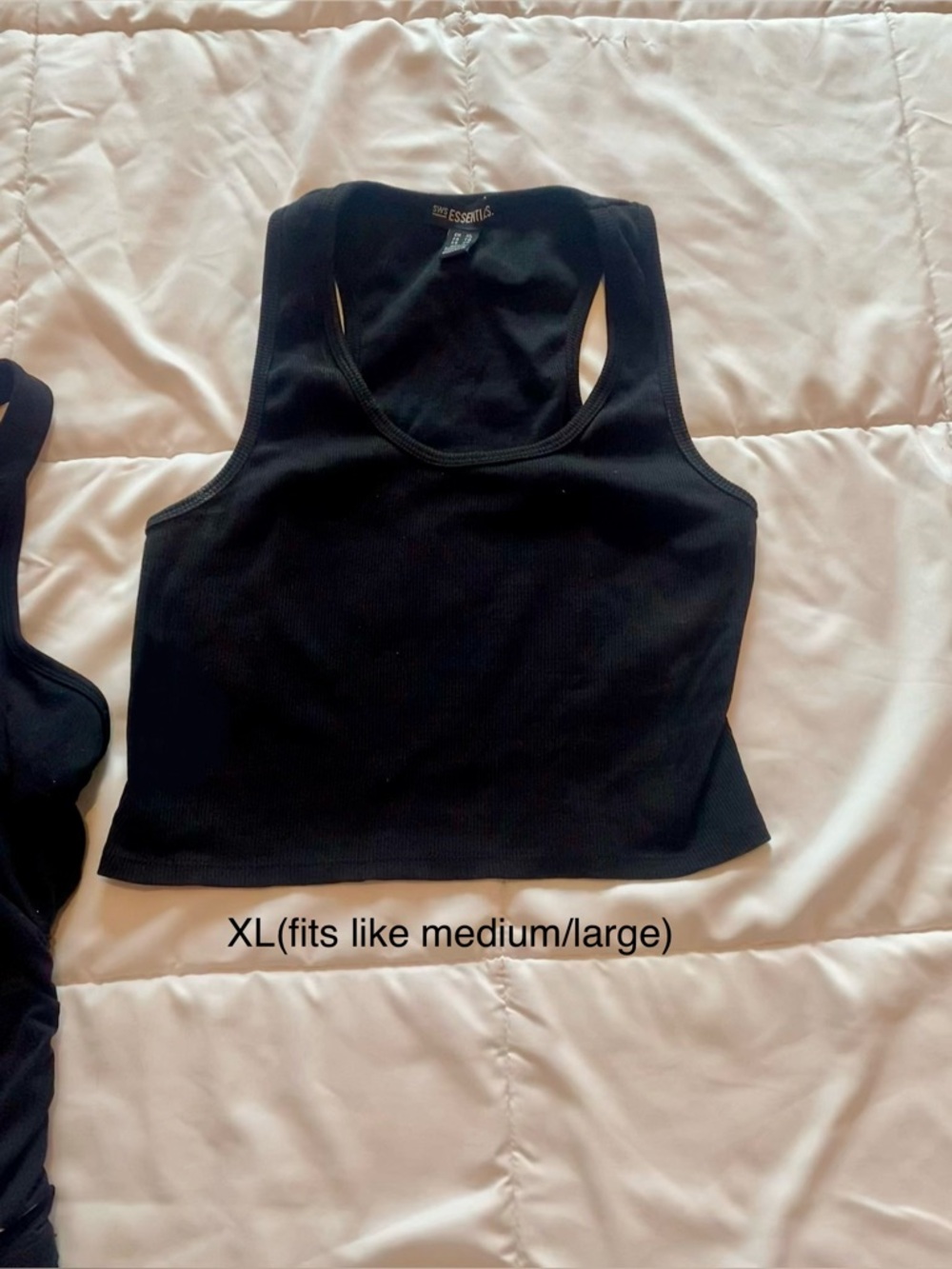 Women tops - Picture 6 of 8